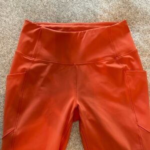 NWOT Workout Leggings